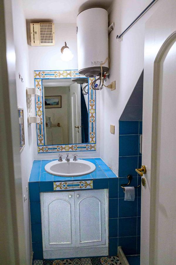 Casa Vacanze Belledonne Apartment Napoli Bagian luar foto